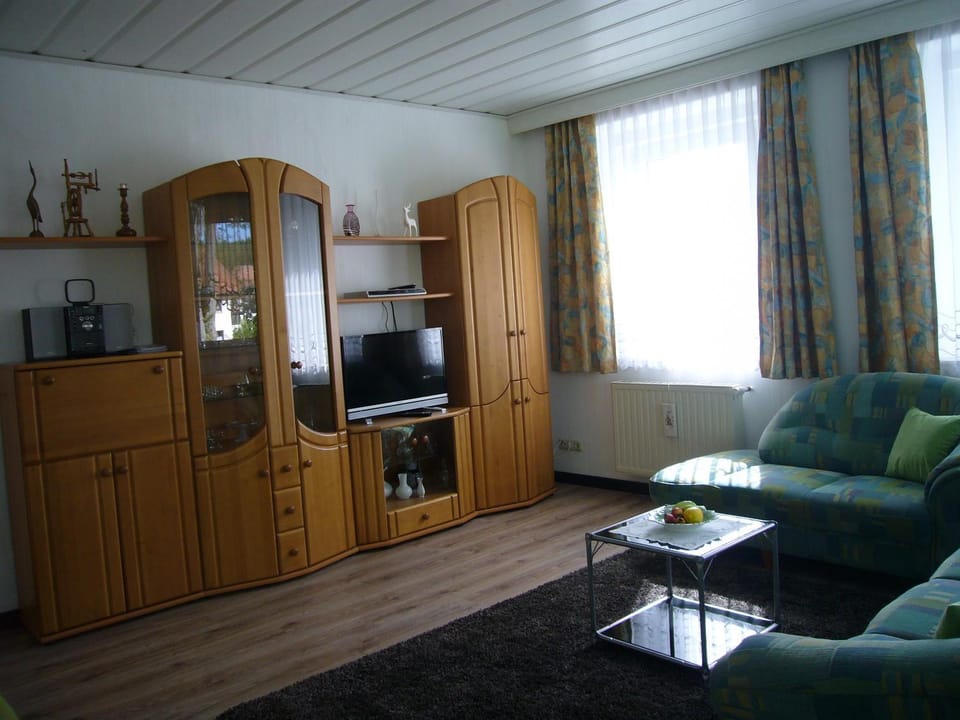 Living room, Photo of the whole room