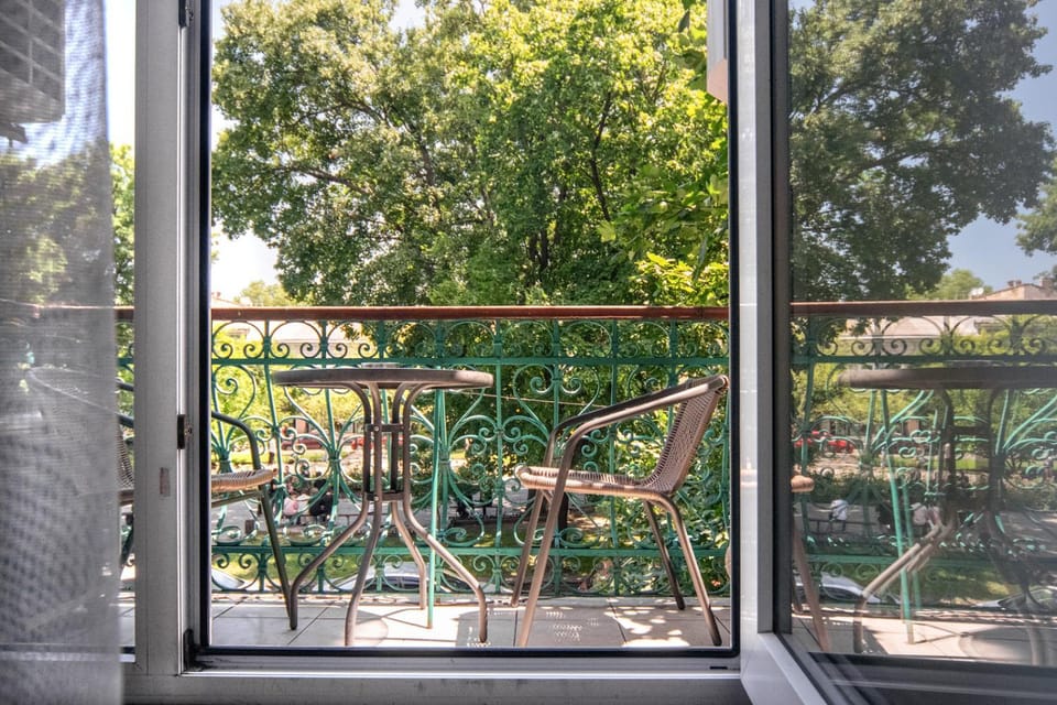 Day, View (from property/room), Balcony/Terrace, Garden view