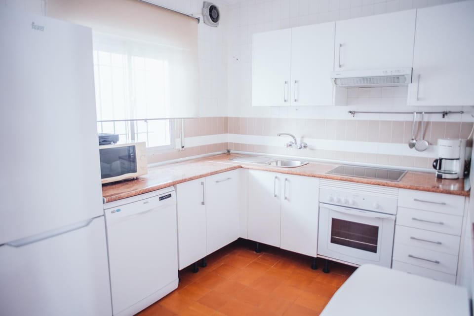 Coffee/tea facilities, Kitchen or kitchenette