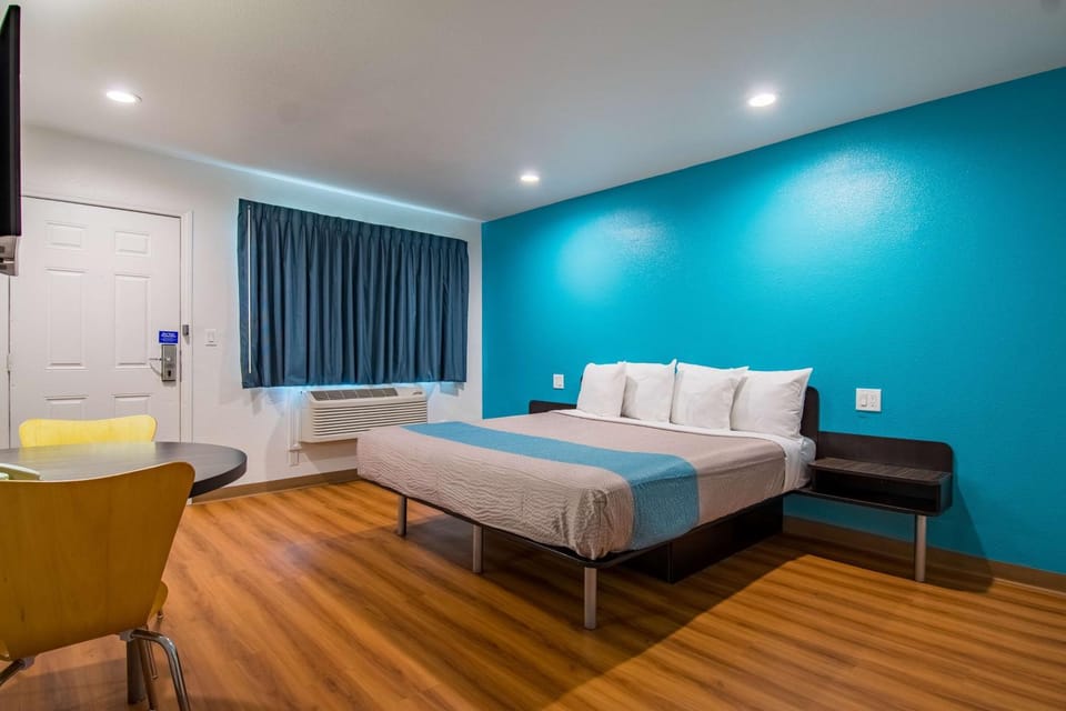 Bedroom, On site