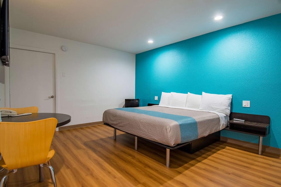 Bedroom, On site