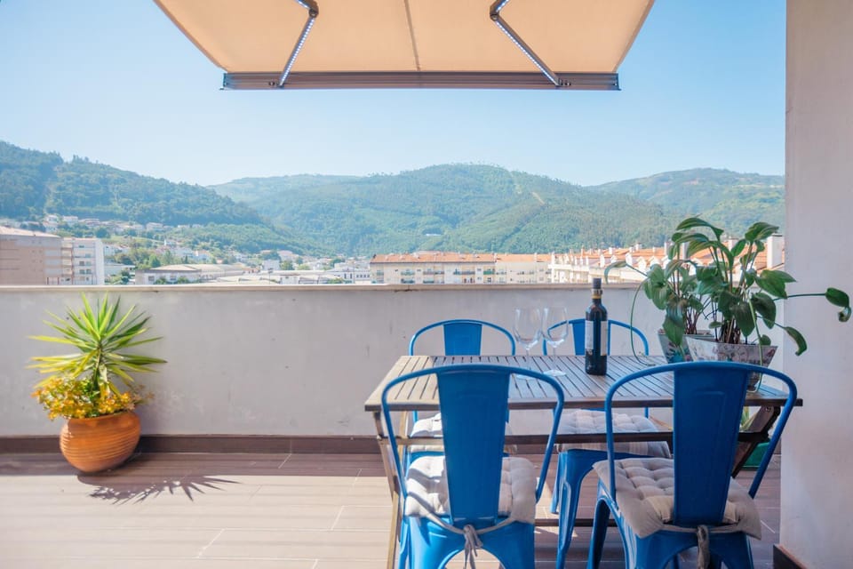 Day, Natural landscape, View (from property/room), Balcony/Terrace, Dining area, Mountain view
