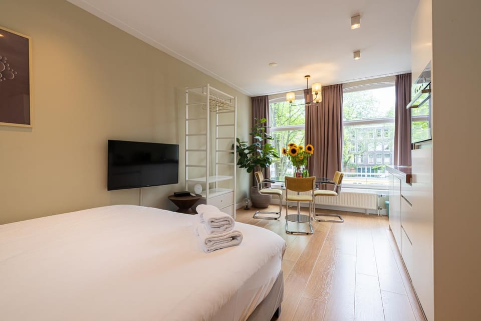 Seating area, Bedroom