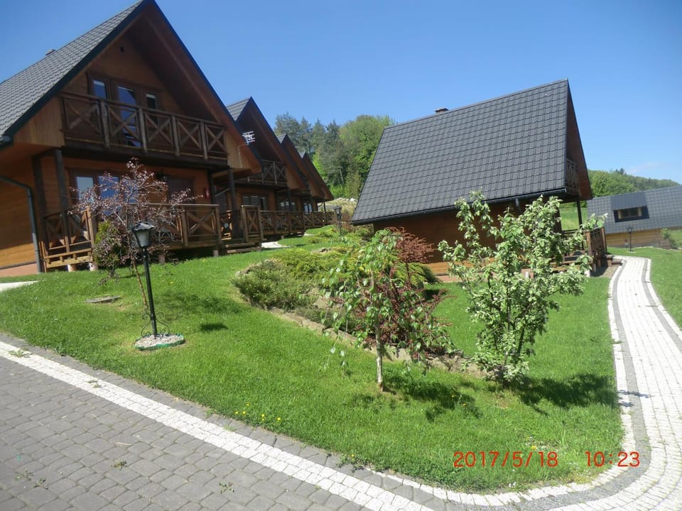 Domki u Piotra przy Zaporze w Centrum Soliny Nature lodge in Slovakia