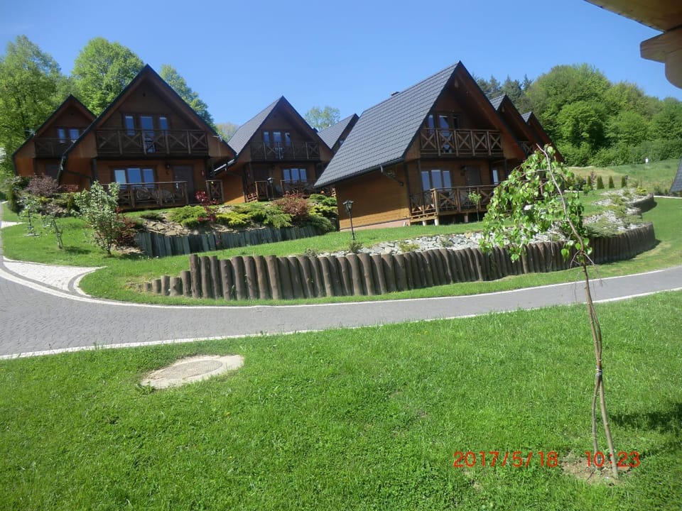 Domki u Piotra przy Zaporze w Centrum Soliny Nature lodge in Slovakia