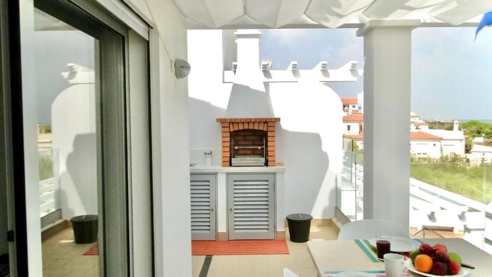 BBQ facilities, Balcony/Terrace