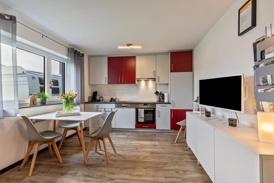 Property building, Kitchen or kitchenette, Living room