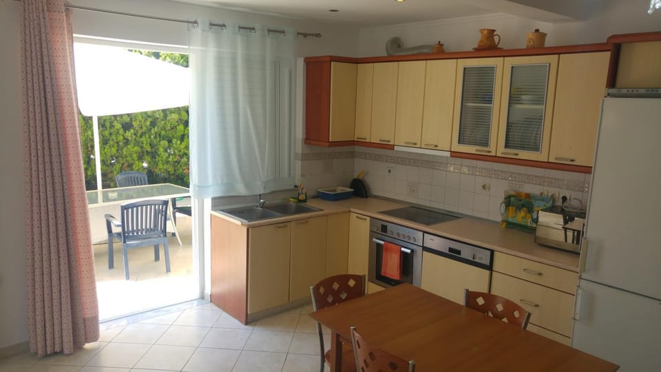 Kamares Apartments ΕΕ Apartment hotel in Poros