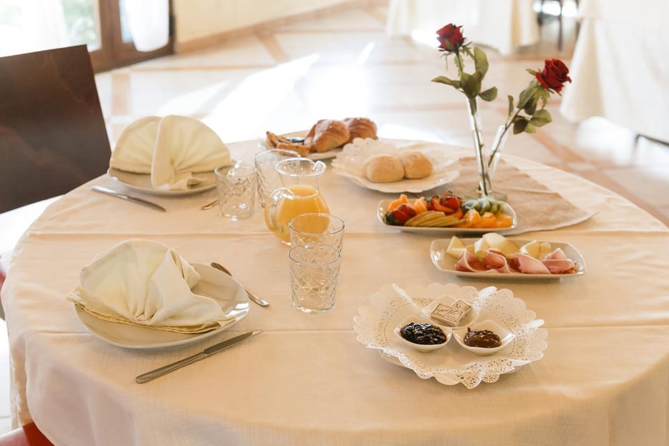Continental breakfast, Italian breakfast