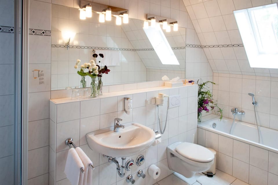 Shower, Bathroom, Bath