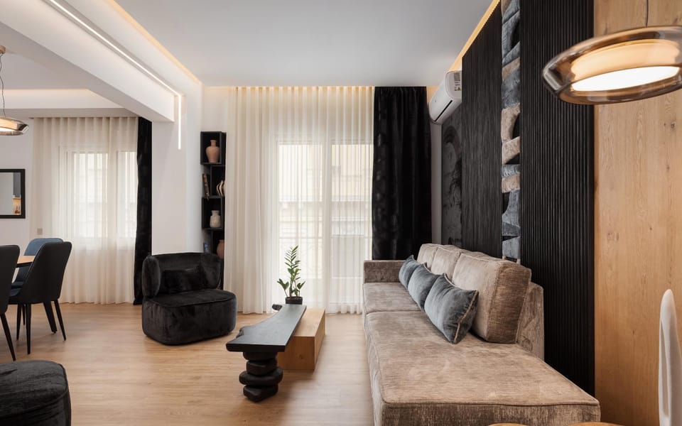 Living room, Seating area