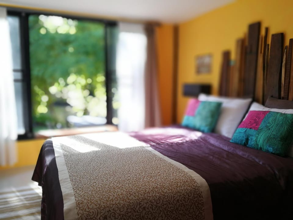Bedroom, River view