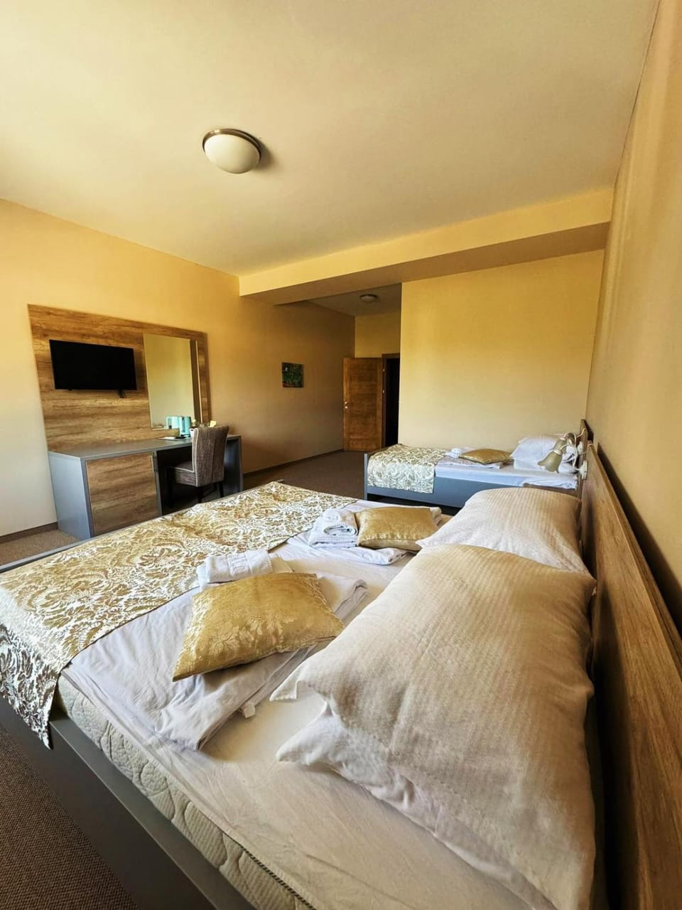 Rooms Comfor Inn in Lika-Senj County