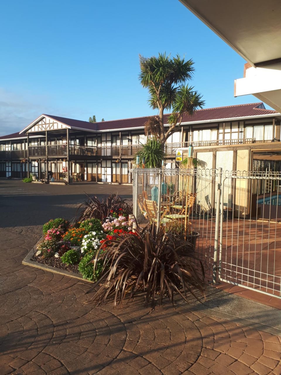 Property building, Garden