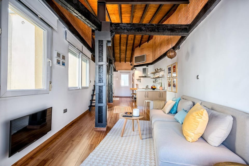 Communal lounge/ TV room, Living room