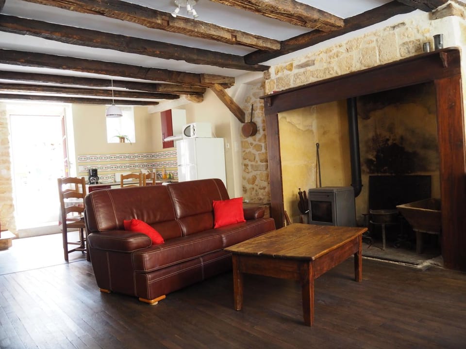Property building, Living room, flat iron