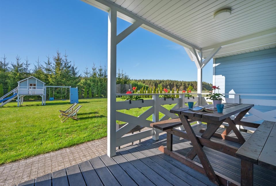 Patio, Day, Garden, Garden view