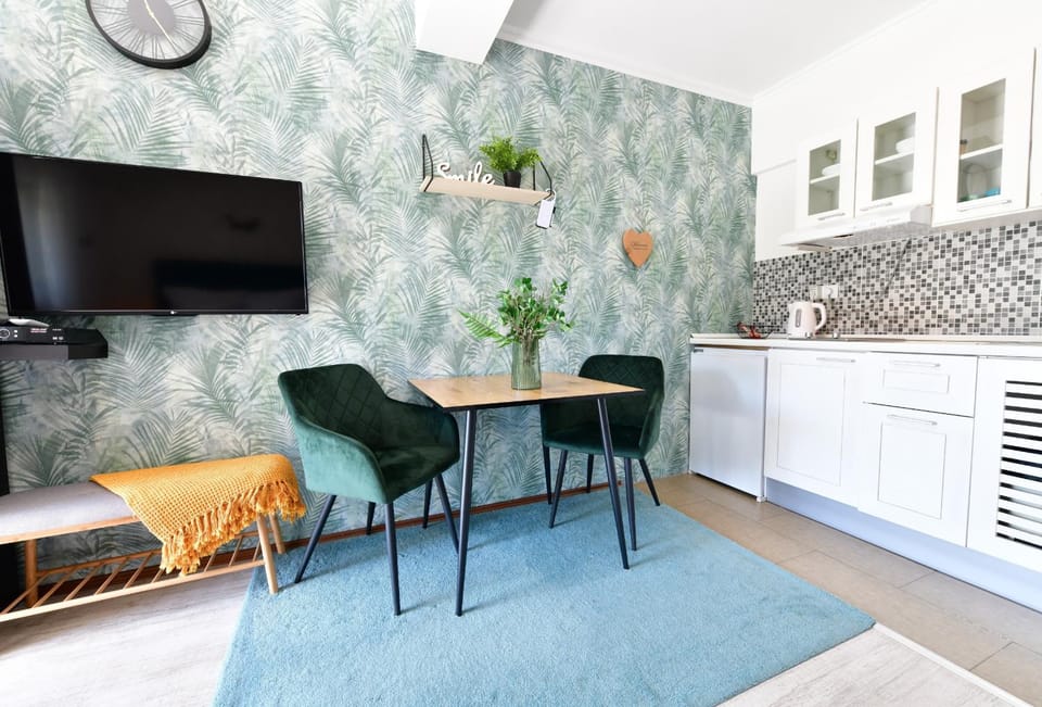 TV and multimedia, Dining area, kitchen