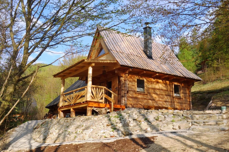 Property building, Garden, Balcony/Terrace