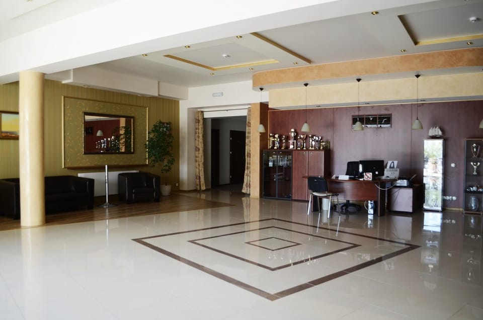 Lobby or reception, Lobby or reception