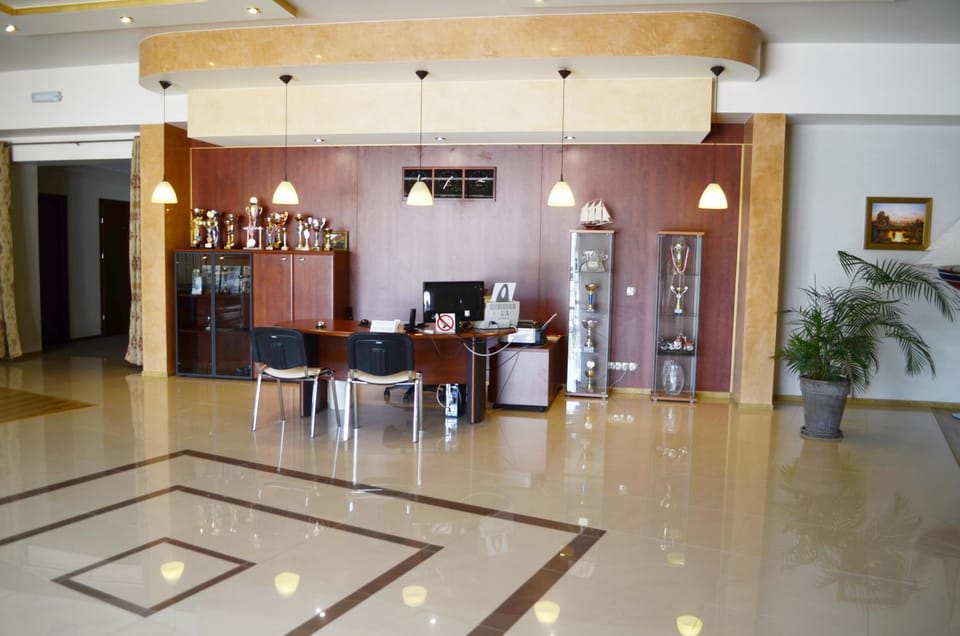 Lobby or reception, Lobby or reception