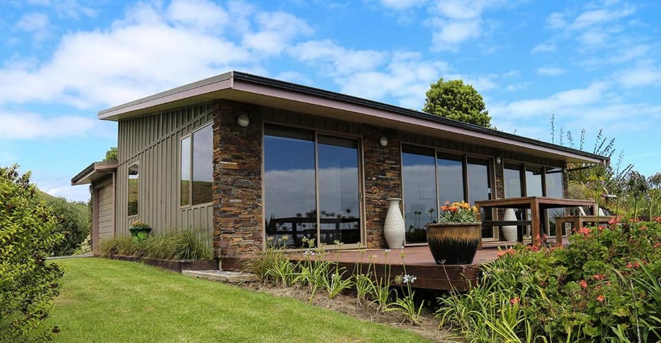 Lingalonga Apartment in West Coast