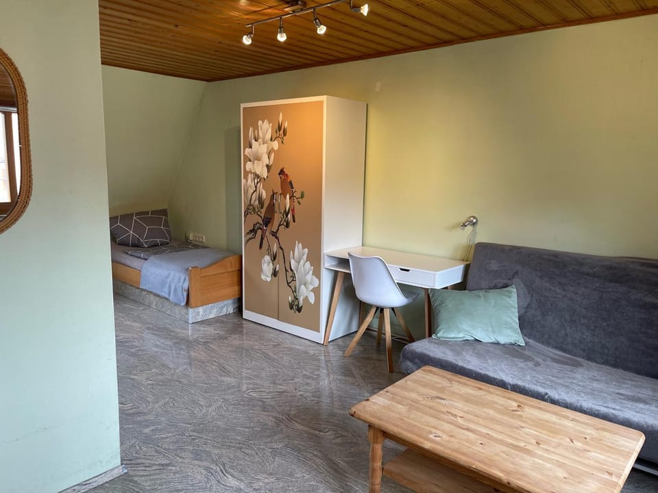 Ferienwohnungen Monteurzimmer zur Silbernen Kanne Bed and Breakfast in Baden-Württemberg