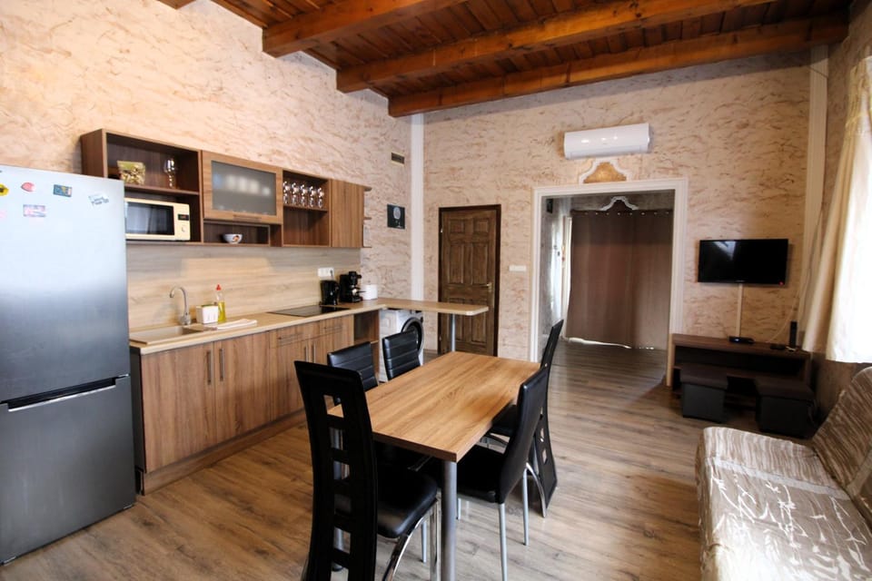Pipacs Apartman Apartment in Slovakia