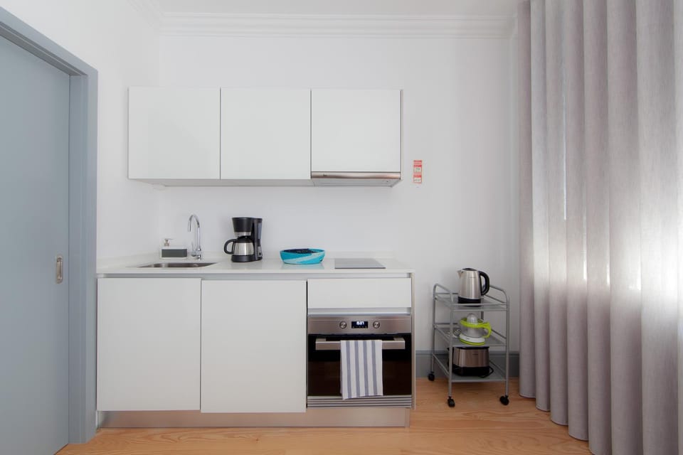 Coffee/tea facilities, Kitchen or kitchenette