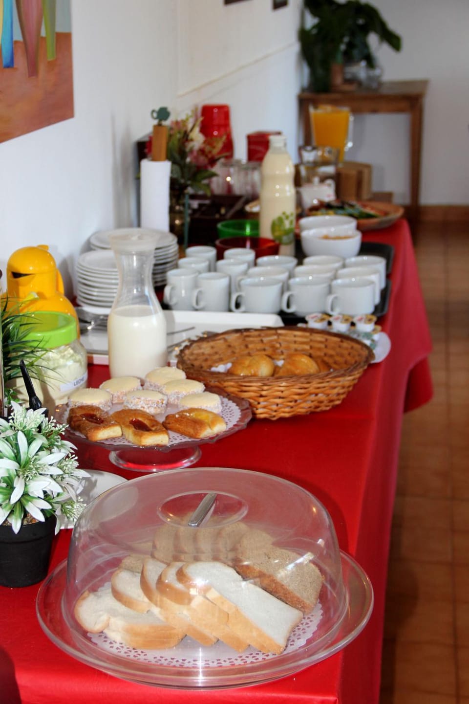 Communal lounge/ TV room, Breakfast, Non alcoholic drinks