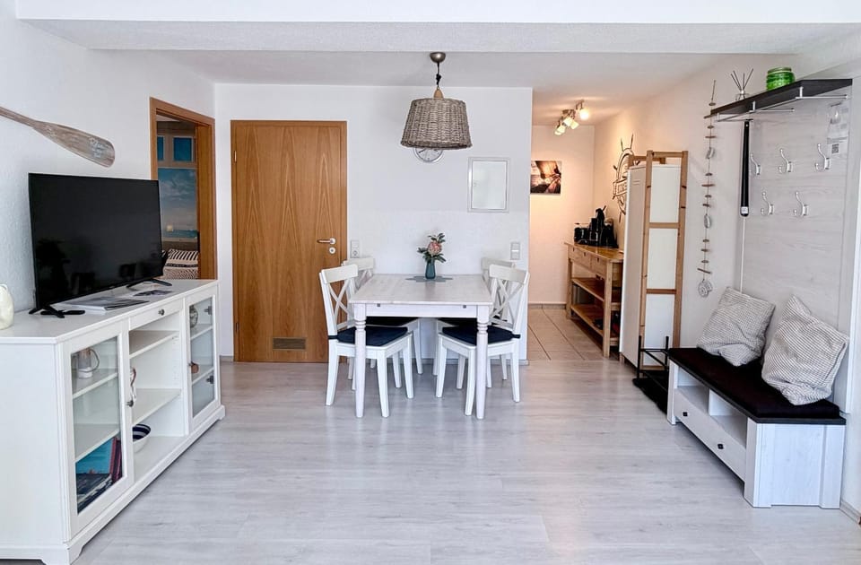 Ferienresidenz Seegarten Andrea - Seezugang und Schwimmbad Apartment in Radolfzell