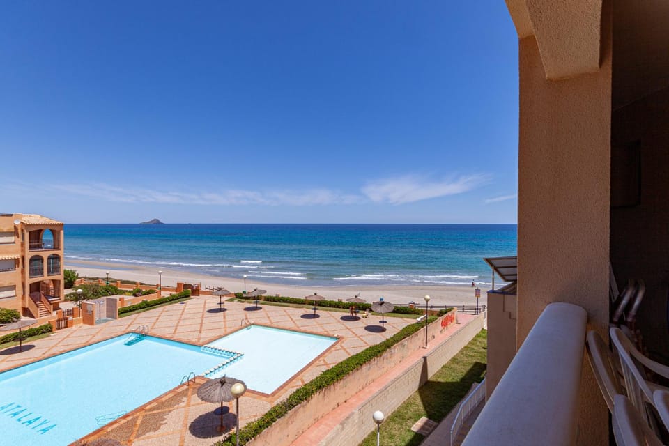 Balcony/Terrace, Pool view, Sea view