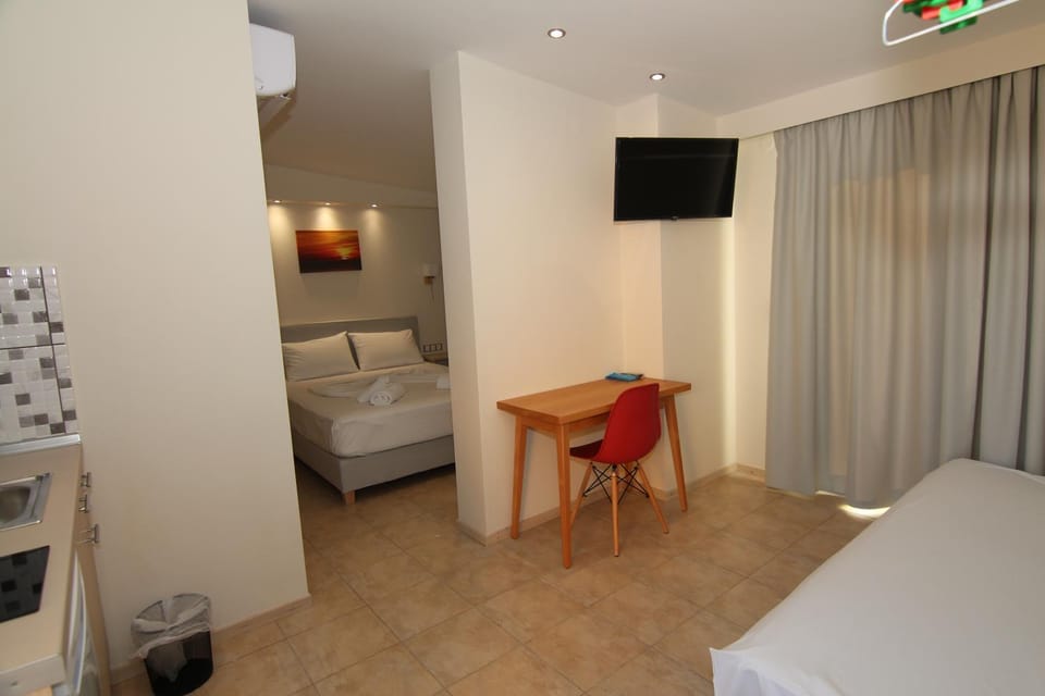 Studios Kostis Apartment in Limenaria