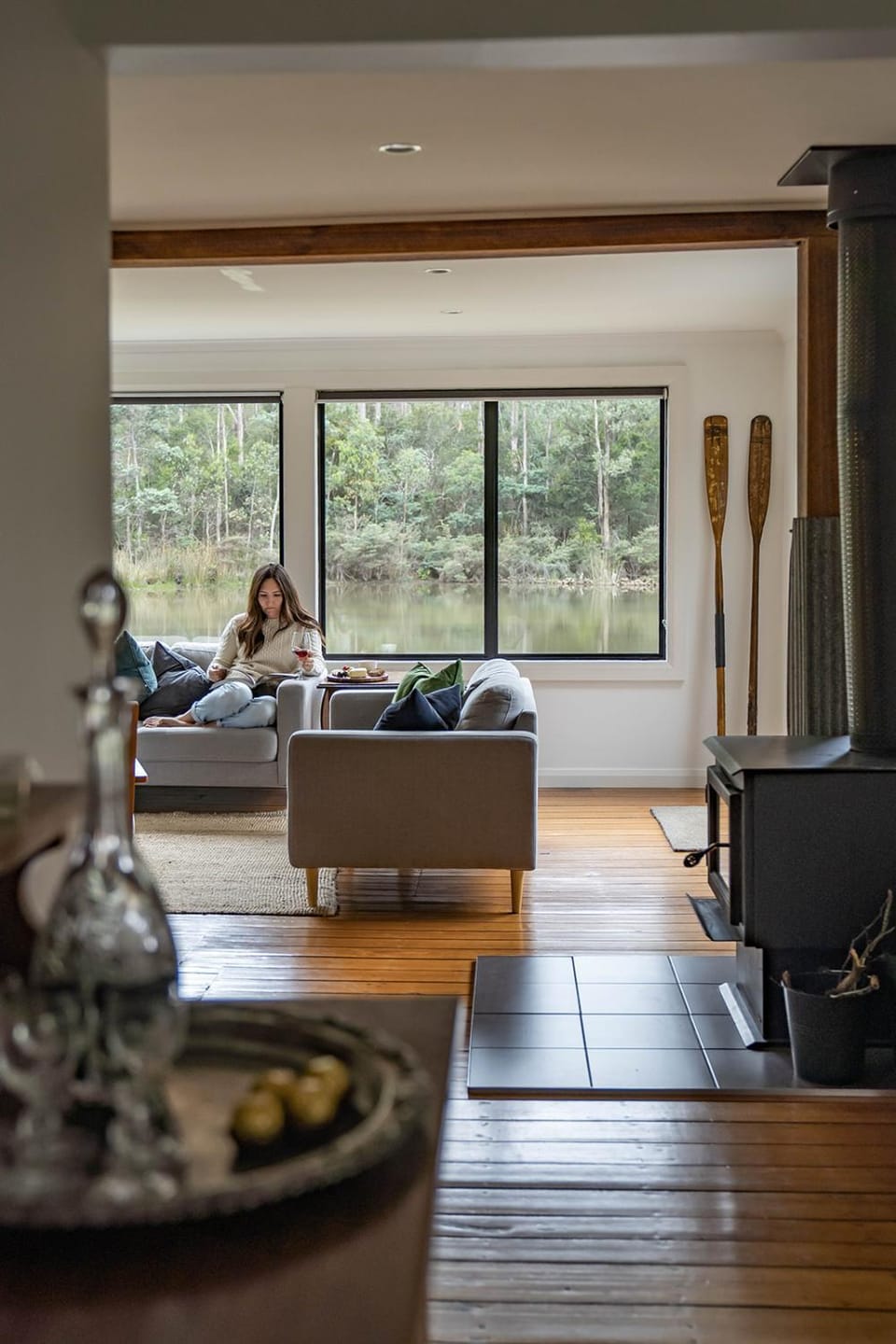 View (from property/room), View (from property/room), Living room, Seating area, Lake view