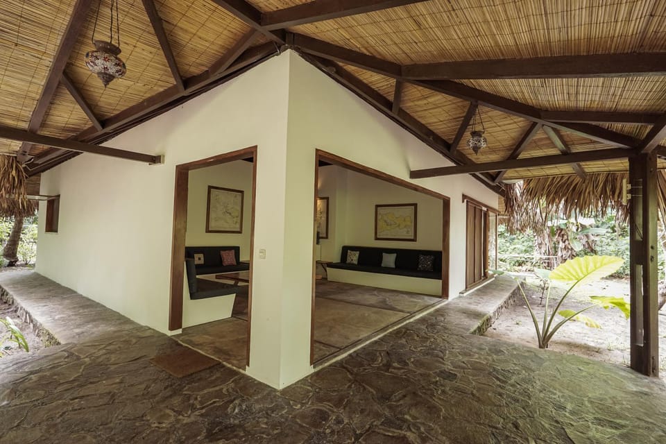 Living room, Garden view