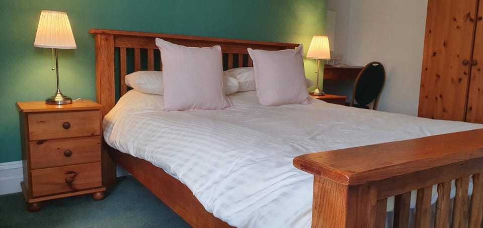 Tor Dean Guest House Bed and Breakfast in Torquay