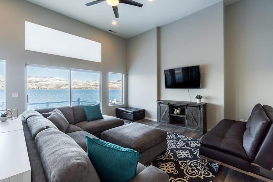 South Cove Sunset House in Lake Entiat