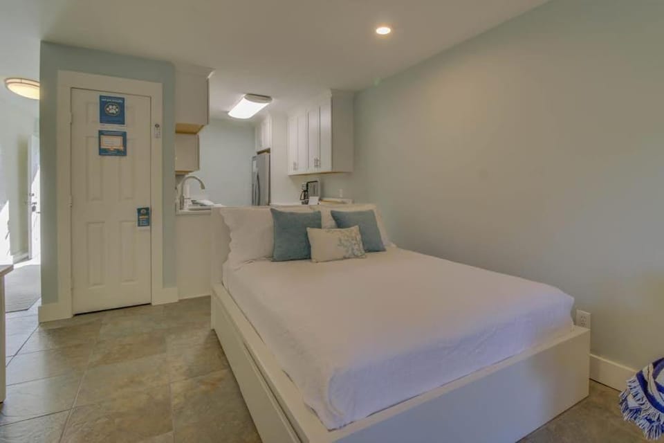 104 Inlet Sands Condo Apartment in Inlet Beach