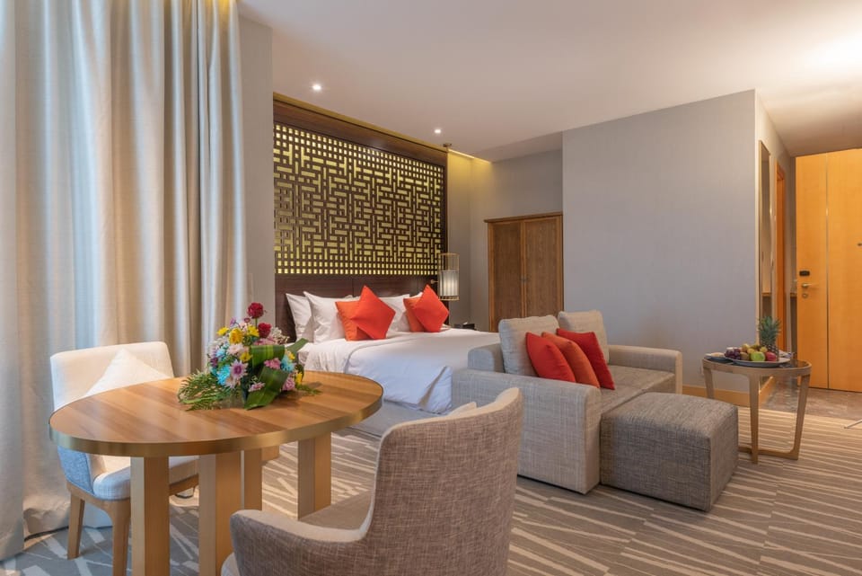 Seating area, Bedroom