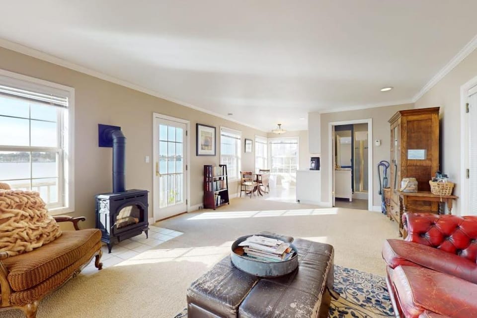 Bayside Cottage Apartment in Bodega Bay