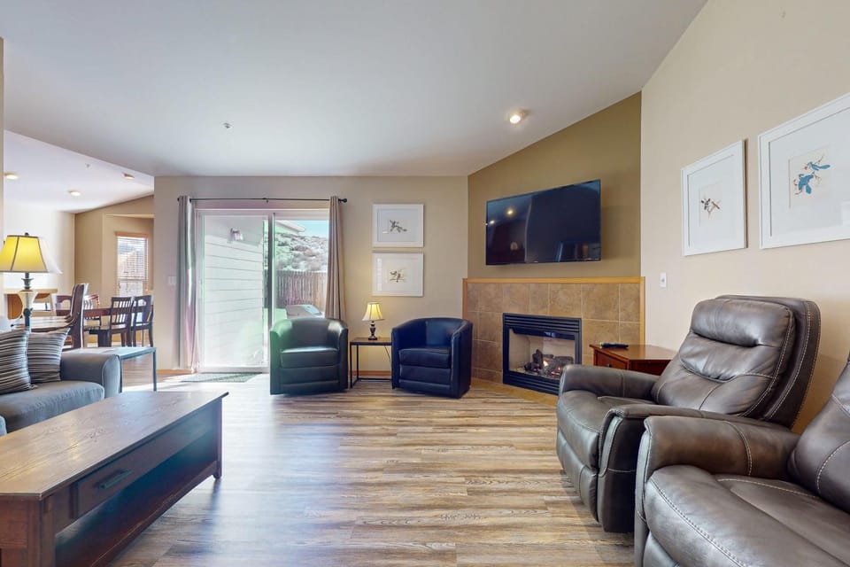 East Wenatchee Serenity Hills House in Kittitas County