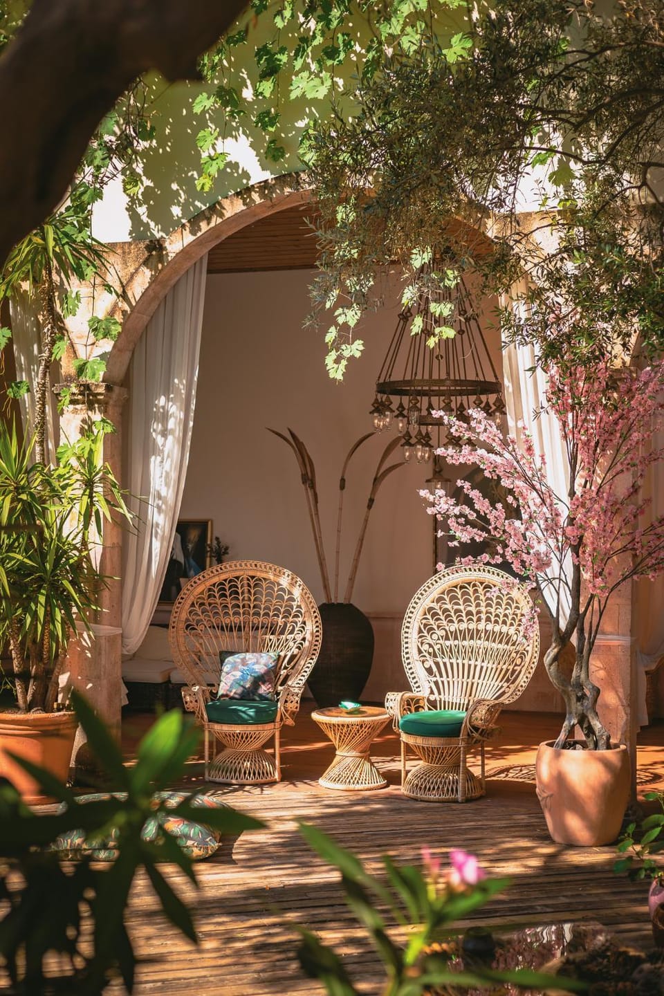 Day, Garden, Seating area, Garden view