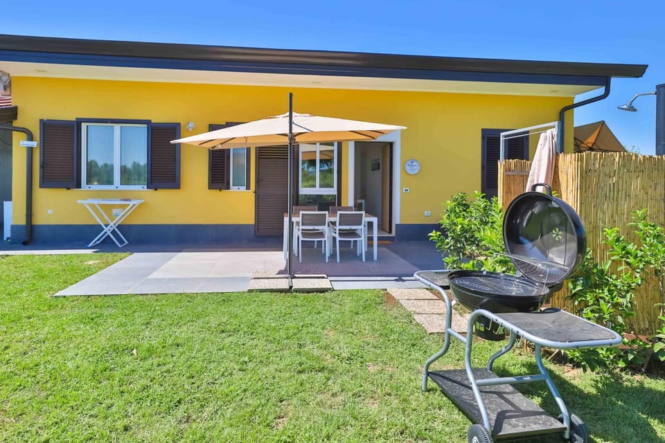 Property building, Patio