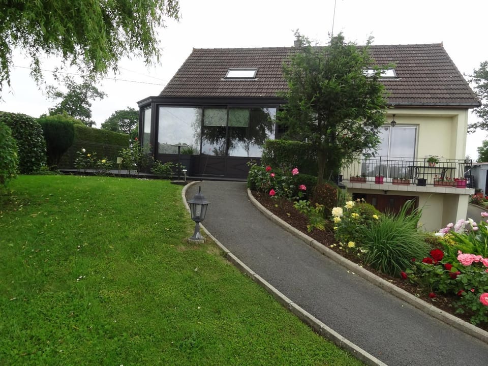 les Voiries chambres d'hotes Bed and Breakfast in Normandy