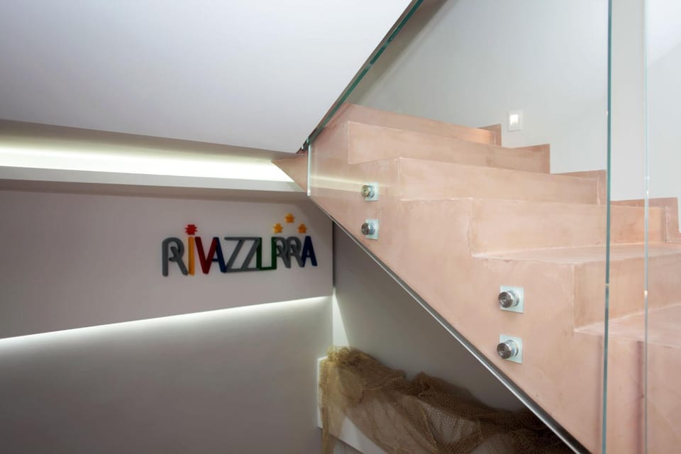 Lobby or reception, Area and facilities
