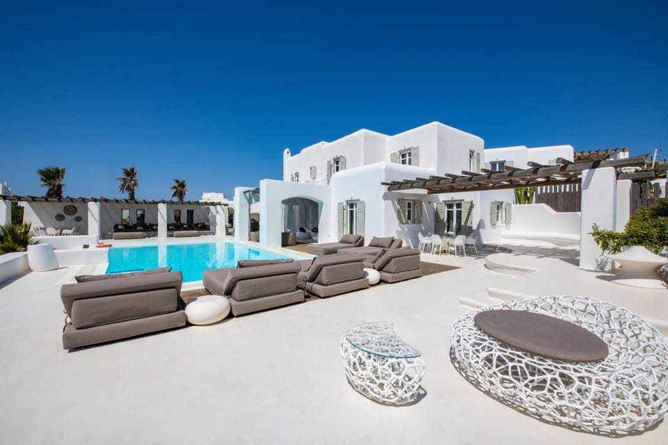 Property building, Swimming pool