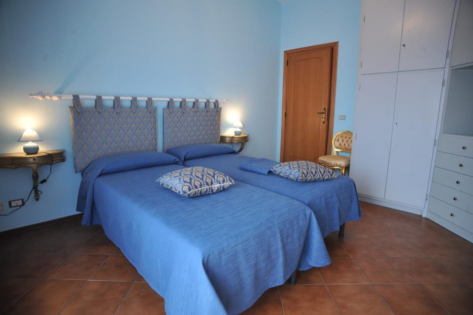 Decorative detail, Bedroom