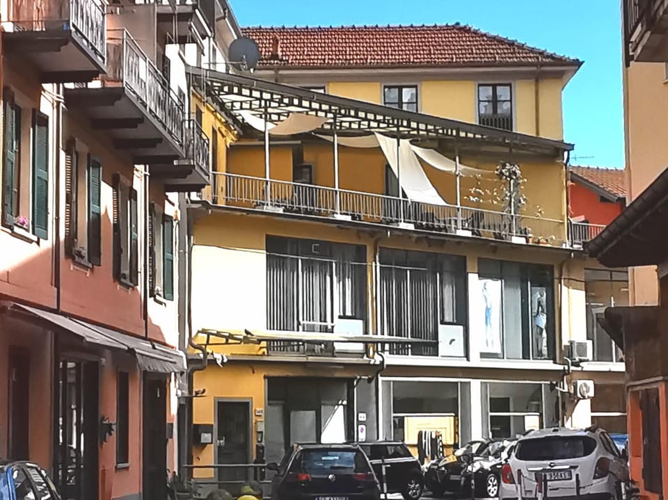 Property building, Neighbourhood, View (from property/room)