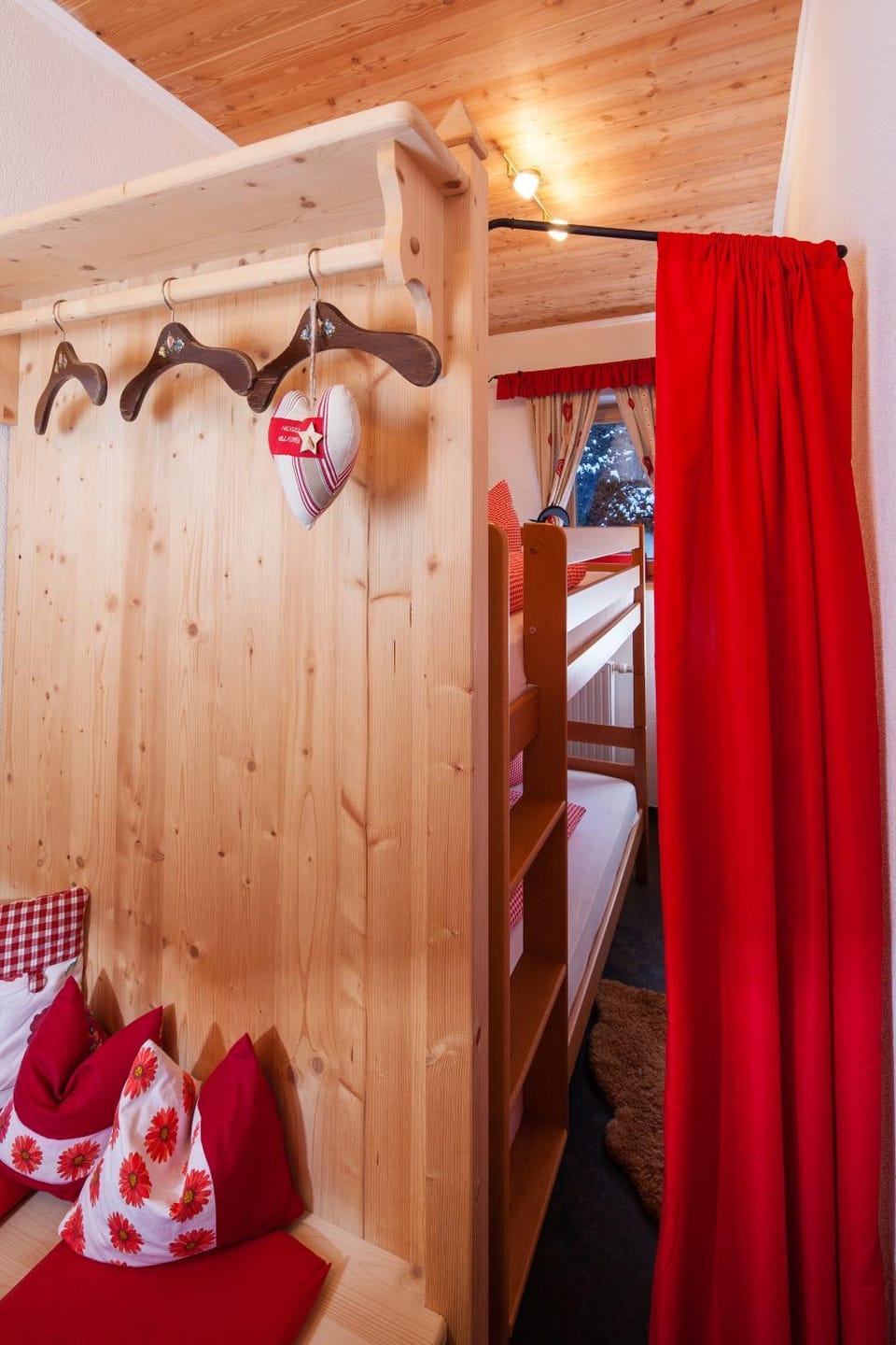 bunk bed