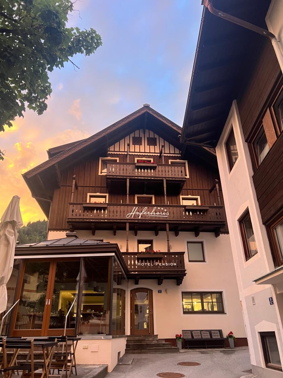 Property building, Summer, Balcony/Terrace, Sunset